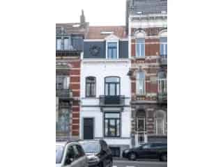 Appartement te koop Sint-Gillis 300m² 3 appartementen gerenoveerd