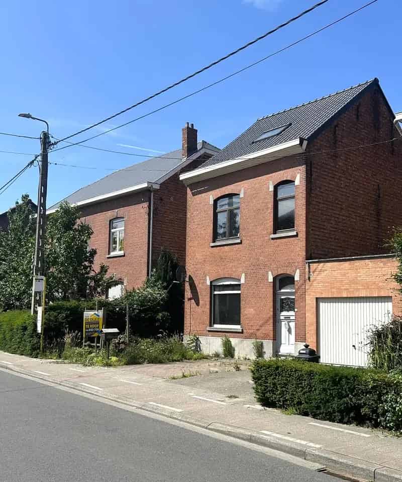 Huis te koop: Ruime woning te renoveren met tuin en garage nabij Leuven