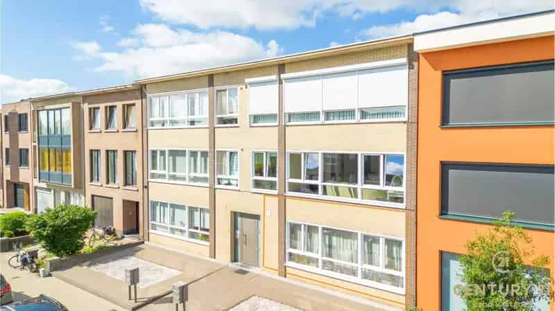 Appartement te huur Turnhout - Gelijkvloers met balkon en tuin