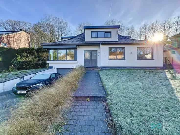 Villa te koop Hoeilaart 5 slaapkamers grote tuin