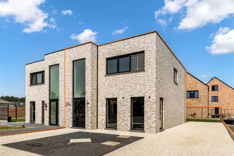 Huis te koop 3 slaapkamers Recente woning 2023