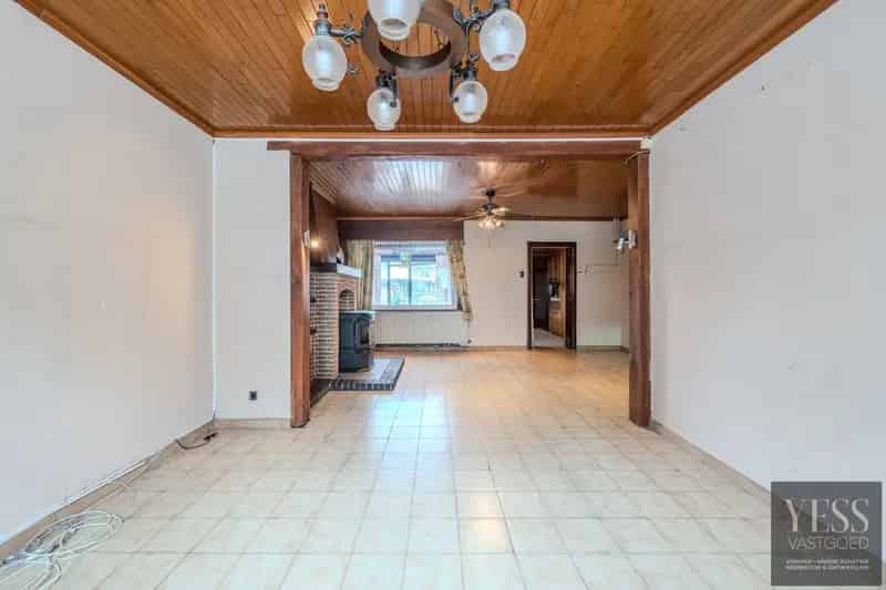 Te renoveren woning Oudenburg