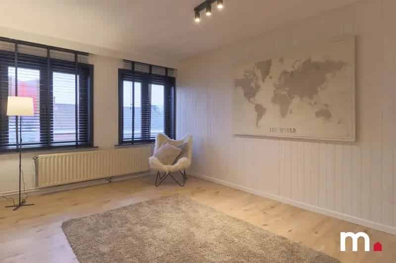 Huis te huur Heule: Trendy appartement 3 slaapkamers 2 badkamers