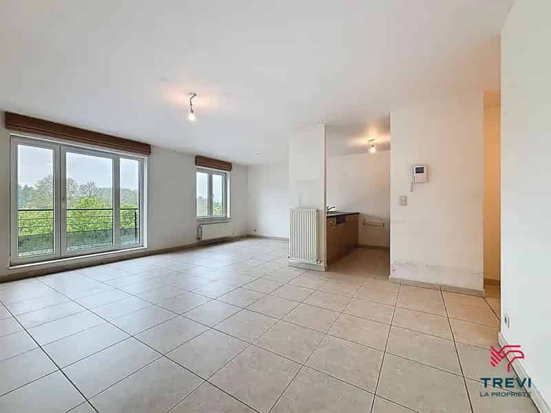 Appartement te Koop: Ruim 1 Slaapkamer Appartement met Balkon