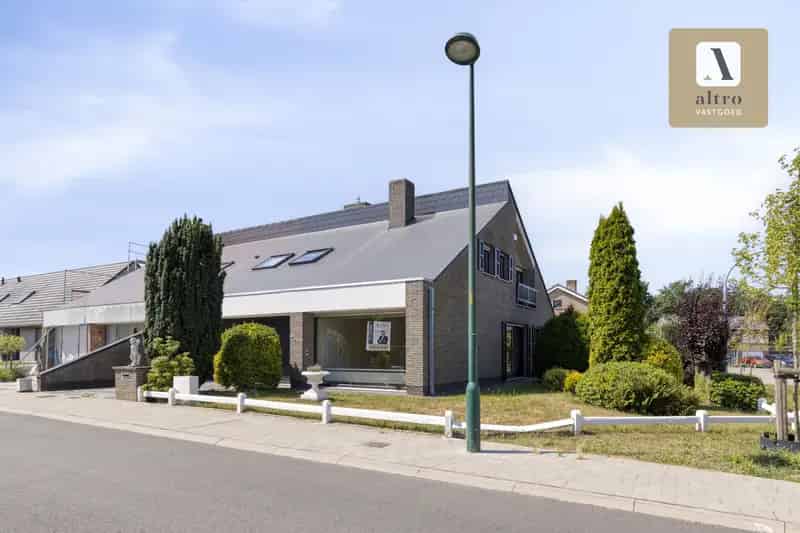 Huis te huur Aalter Centrum - Vernieuwd Dak
