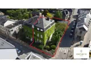 Herenhuis te koop Arlon 7 slaapkamers 450m² tuin