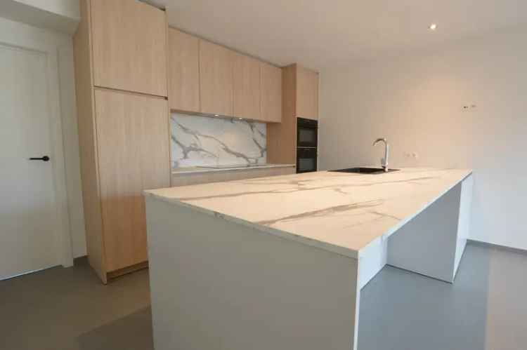 Nieuwbouwappartement Eernegem 167m2 3 slaapkamers  Terras