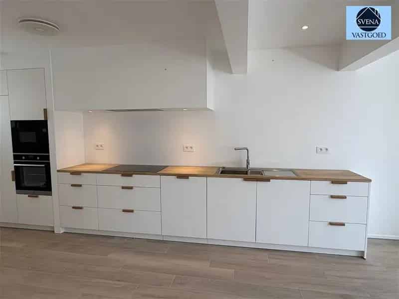 Gerenoveerd Appartement 2 Slaapkamers Brakel