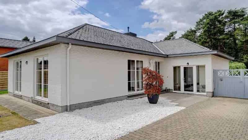 Vernieuwde Gelijkvloerse Woning 164m² 11a80ca