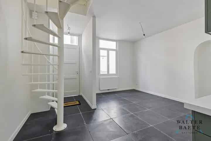 Huis te Koop Brugge Centrum - Gerenoveerd Authentiek Huisje
