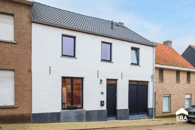 Huis te koop in Wijtschate met 3 slaapkamers en tuin