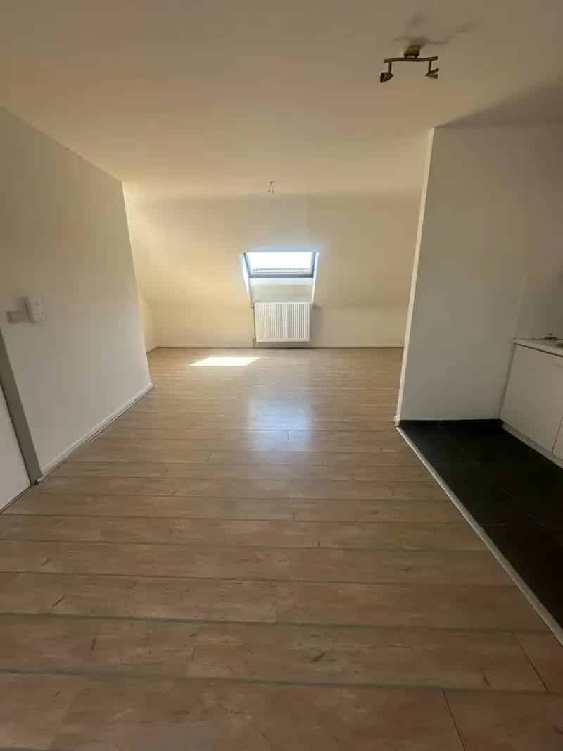 Dakappartement te koop Bree centrum 2 slaapkamers