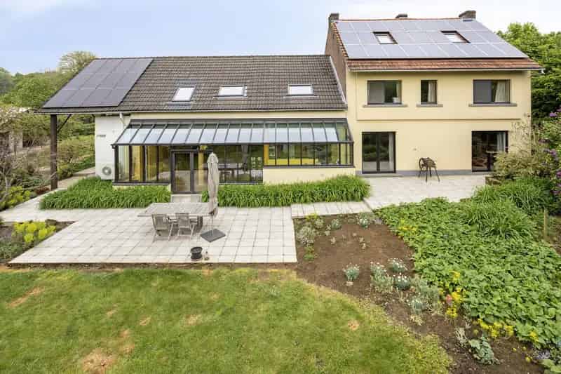 Landelijke hoeve te Lubbeek: 420m², 3 slaapkamers, loftappartement