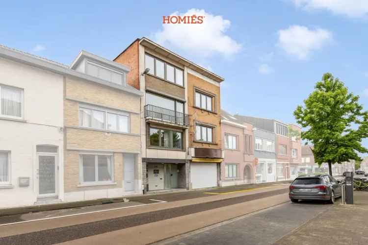 Handelshuis met bakkerij en twee appartementen in Kessel-Lo