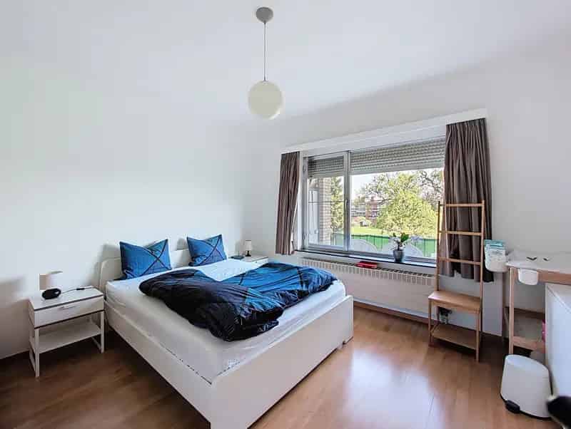 Appartement te huur Edegem Buizegem 2 slaapkamers garagebox