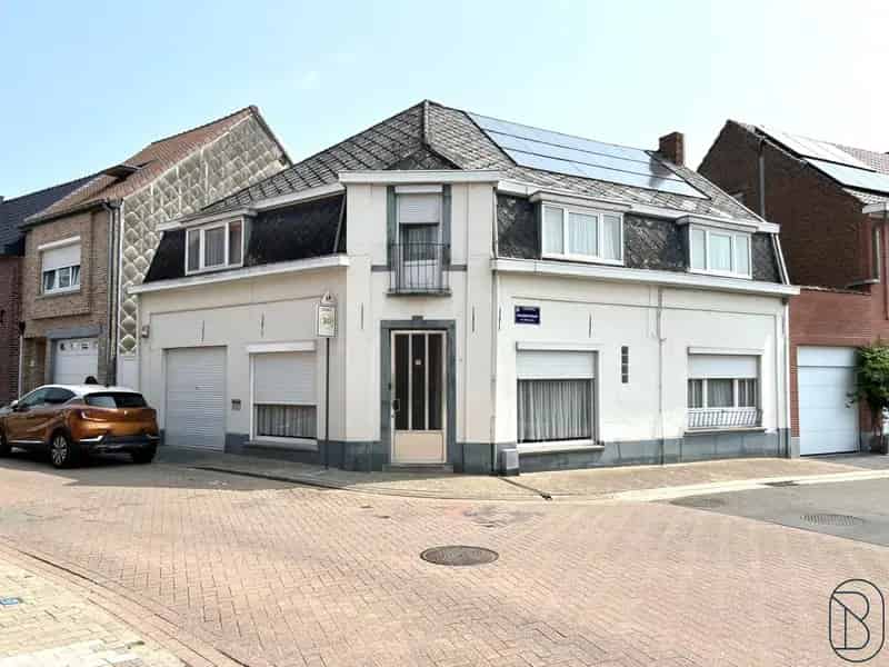 Huis te huur met stadsterras 3 4 slk garage en zonnepanelen