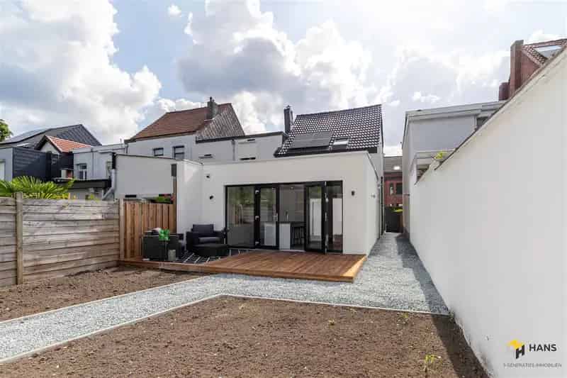 Gerenoveerde woning te Kapellen 3 slaapkamers