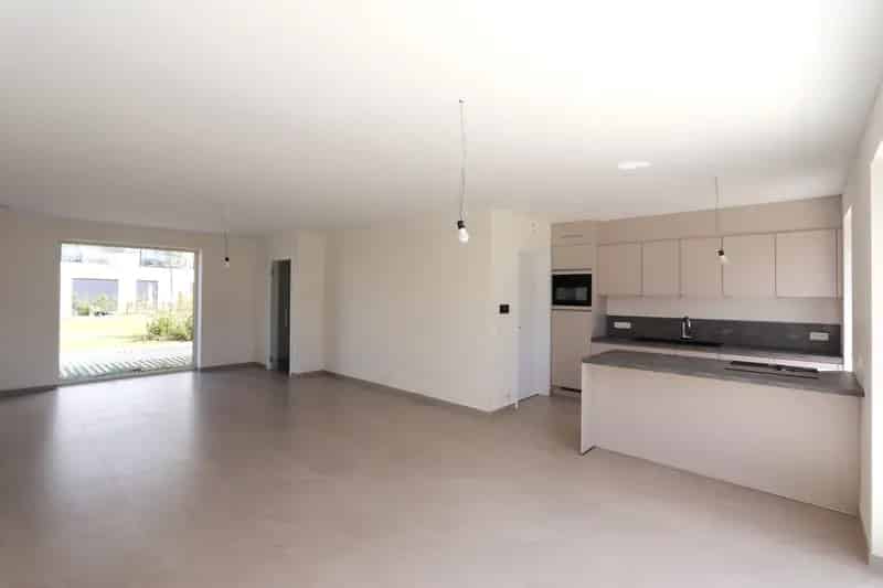 BEN-Woning met Carport 3 Slaapkamers