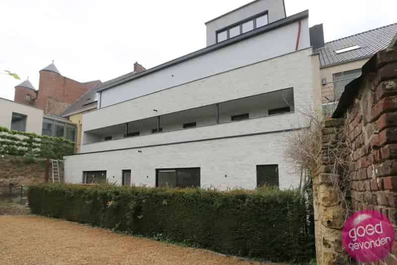 Appartement te Huur Centrum 2 Slaapkamers Terras Kelder