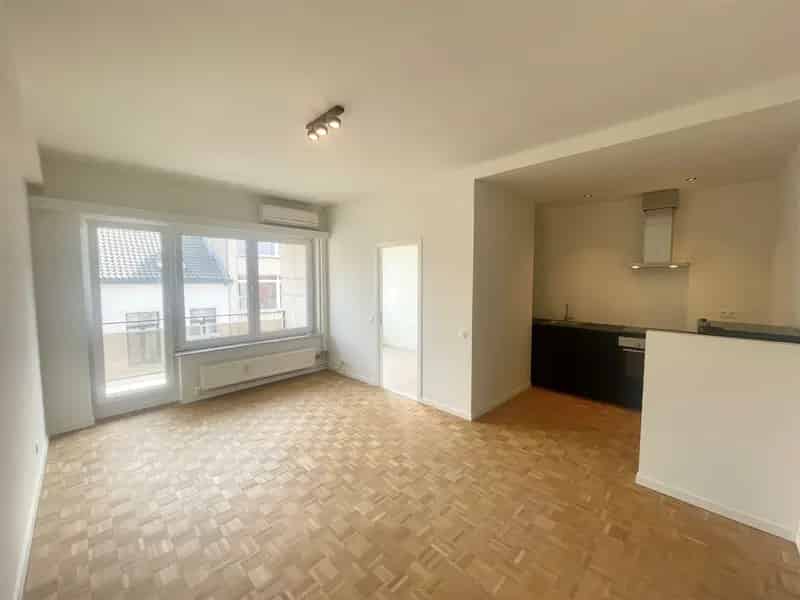 Gerenoveerd Appartement 1 Slaapkamer Terras Toplocatie