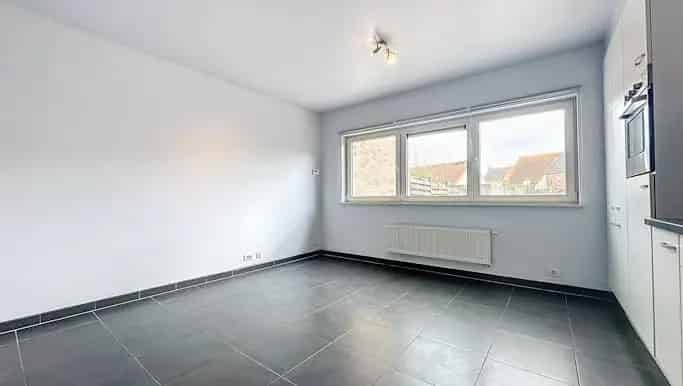 Gelijkvloers appartement te koop Veurne