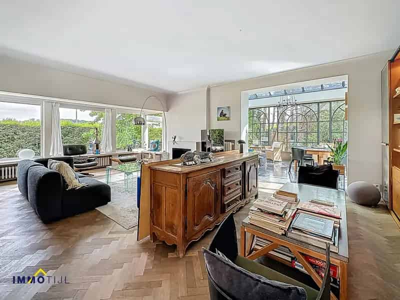 Huis te huur: Authentieke villa met 5 slaapkamers en orangerie