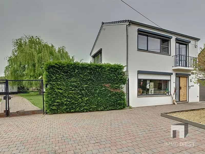 Huis te huur - Charmante woning met tuin nabij E313