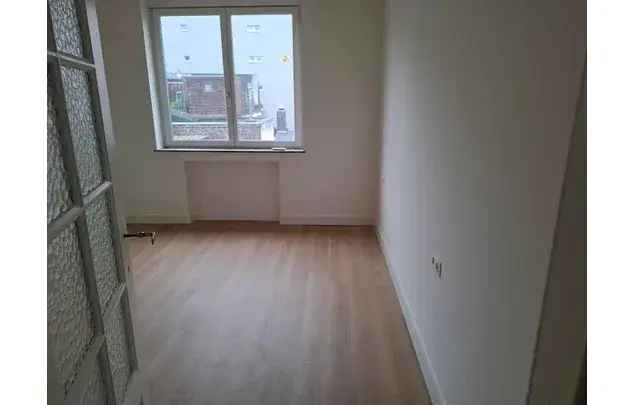 Huur 2 slaapkamer appartement van 89 m² in Liège