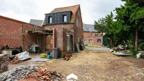 Her op te bouwen woning op een perceel van 2900m²