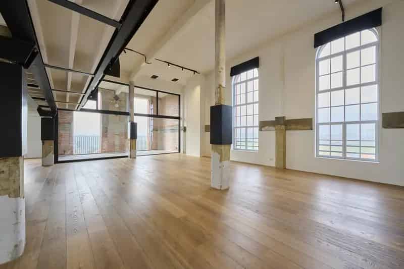 Riante Penthouse Loft 263m2 Tongeren Prachtig Uitzicht 3 slaapkamers