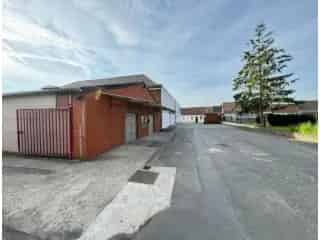 Handelspand te huur Tourpes 450m²