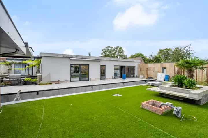 Huis te koop Wetteren: Handelspand met woonst