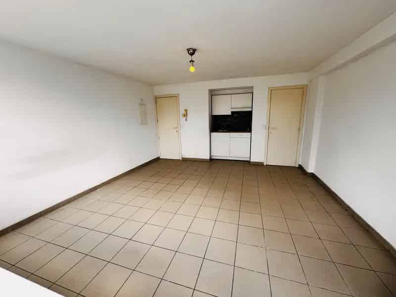 Twee Studio's te Koop Sint-Amandsberg Nabij Winkels en Station