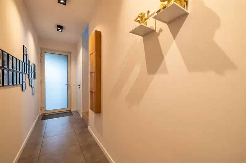 Moderne Open Bebouwing EPC A 3 Slaapkamers Aangelegde Tuin
