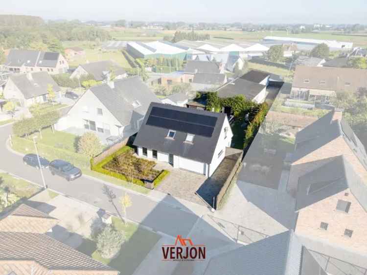 Magnifiek afgewerkte villa met ruime loods (ca.300m2)