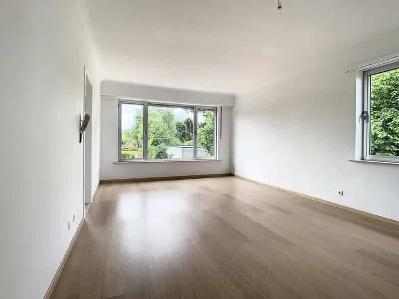 Appartement te huur 2 slaapkamers garage tuin