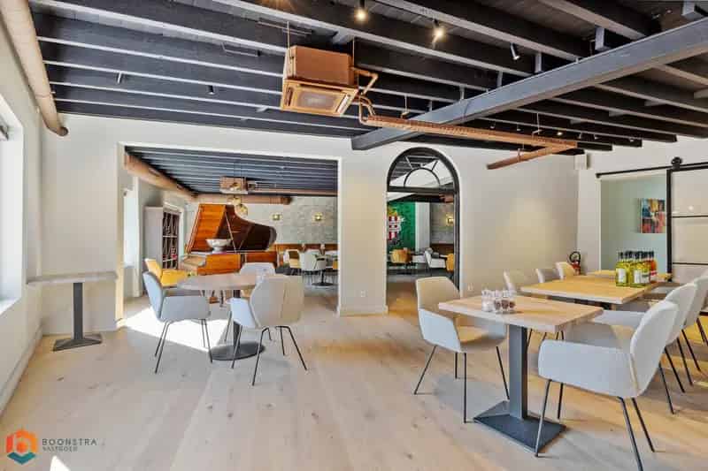 Kantoor te Koop Keerbergen - Handelspand met Woning en Parking