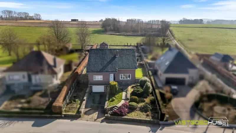 Villa te Koop Roosdaal - Te renoveren