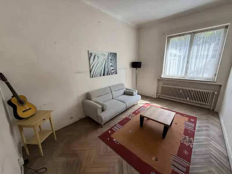 Te renoveren appartement 2 slaapkamers Vorst