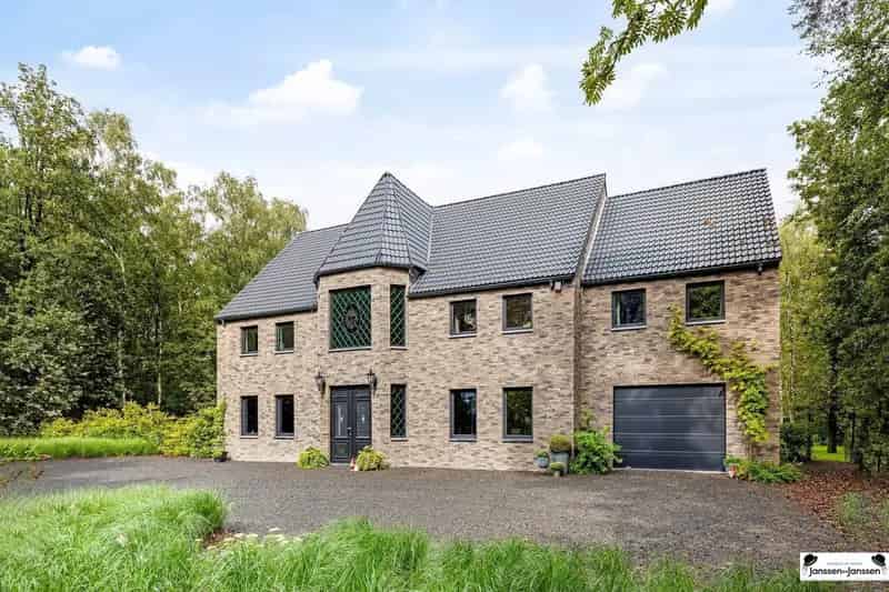 Nieuwbouw Villa te Koop Kapellen 5 slaapkamers Wellness Grote Tuin