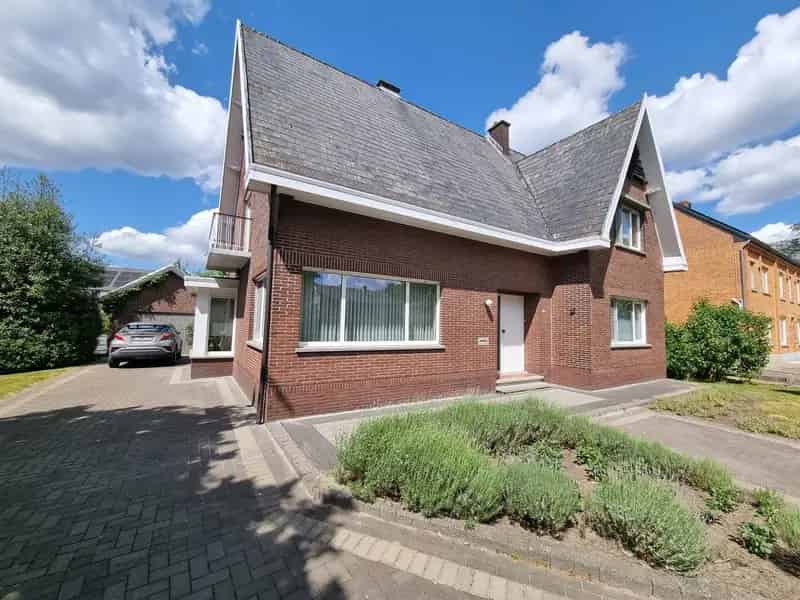 Ruime Instapklare Woning 4 slaapkamers 16a33ca