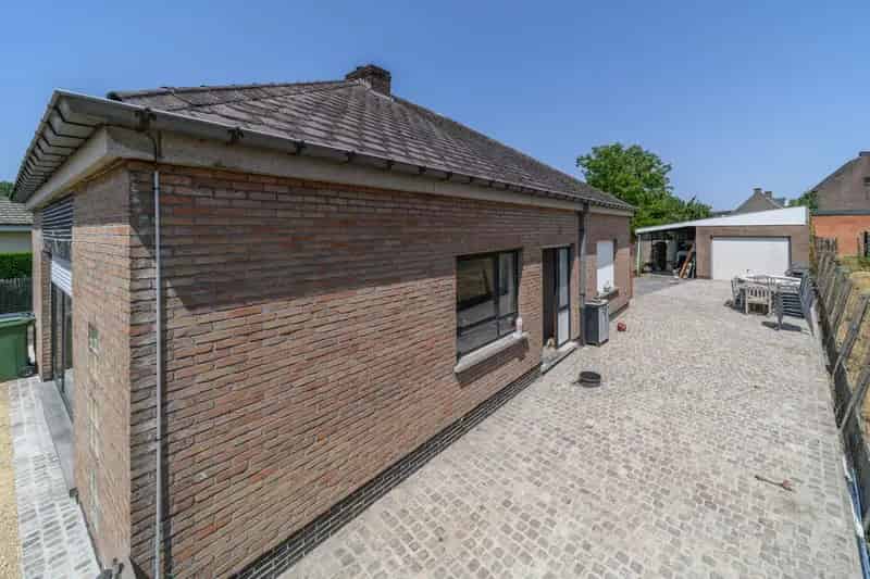 Huis te koop Erpe: Gezellige vrijstaande bungalow