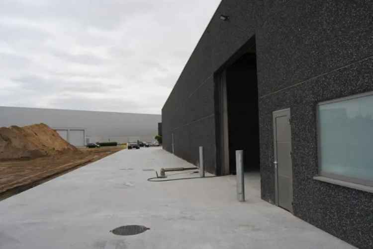 Magazijn te Huur Industriezone De Tonne