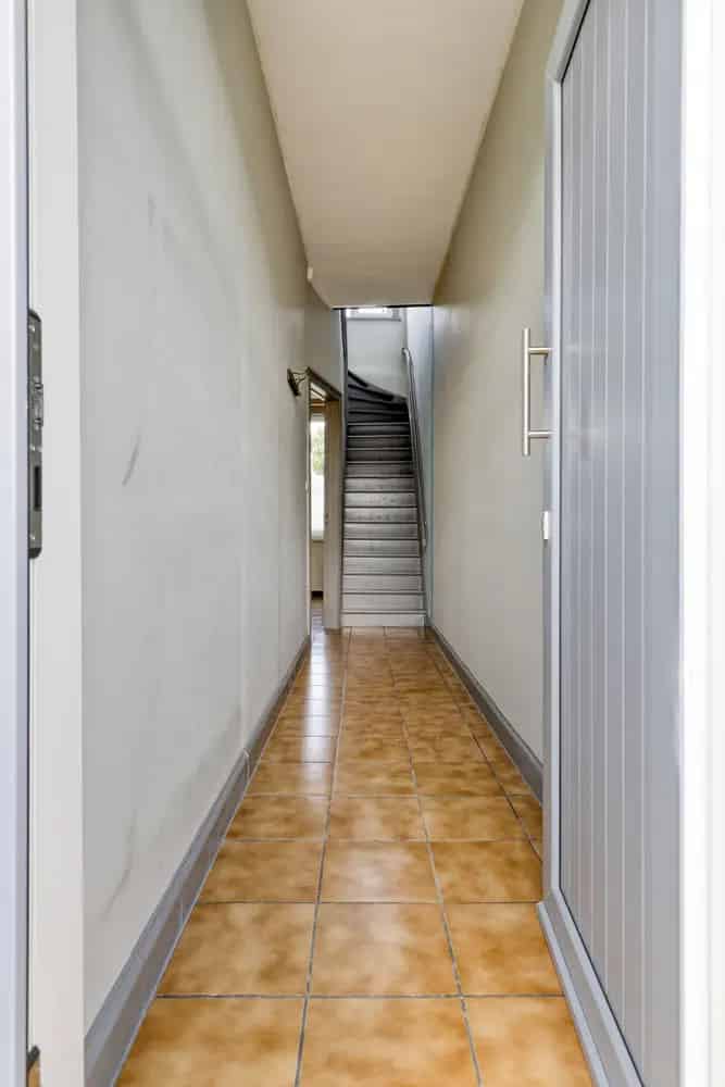 Huis te koop in Zwijnaarde: Op te frissen woning met potentieel