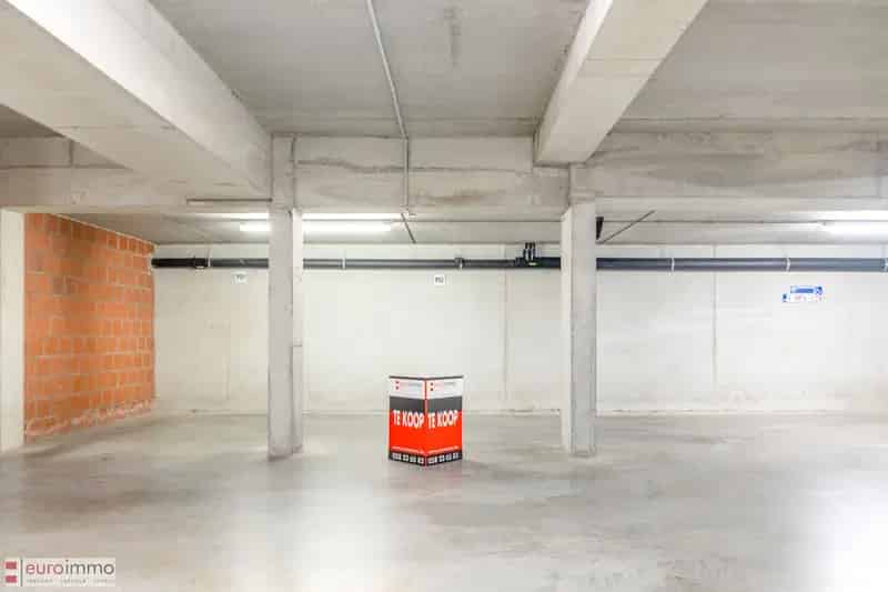 Afgesloten Parkeerplaats Nieuwpoort Bad Residentie Dolce Vita