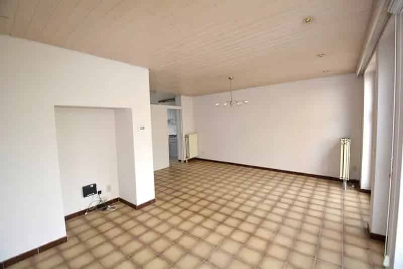 Woning 5 Slaapkamers Tuin Centrum Ranst