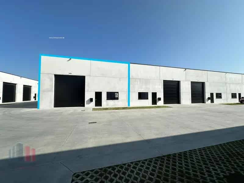 Nieuwbouw KMO Unit 450m² te Waregem