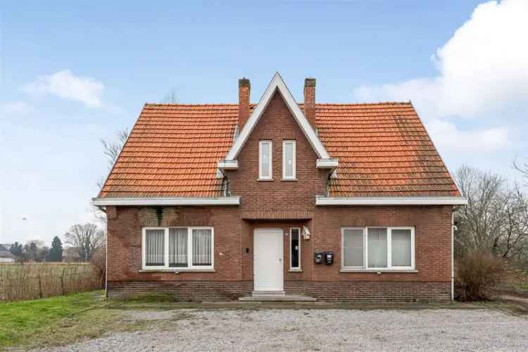 Te renoveren woning Stal Beringen 1ha28a