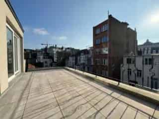 Penthouse te Koop Brussel 144m2 2 slaapkamers Terras