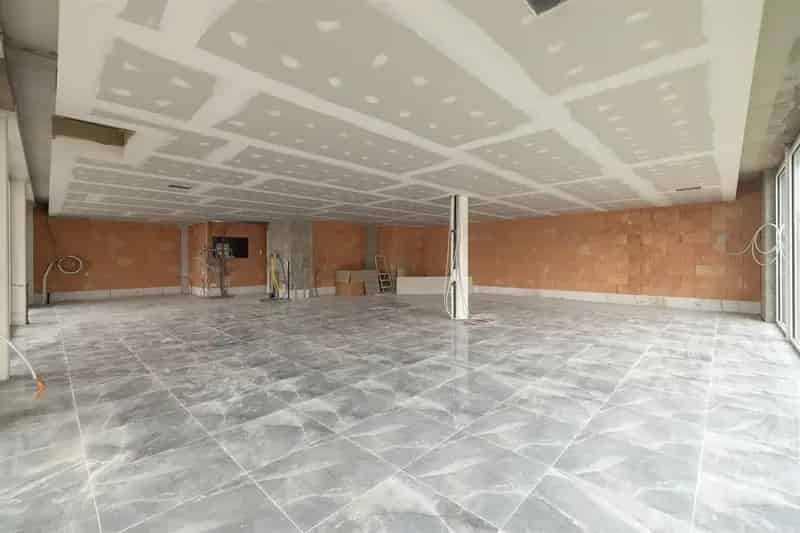 Woning aan bosrand nabij Colruyt en markt